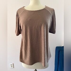 Anthropologie W5 Textured Dot blouse top